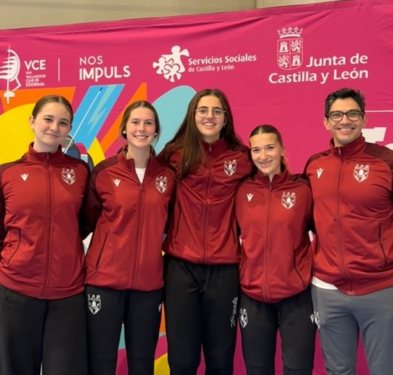 Tiradoras navarras de esgrima brillan en la primera prueba del ranking nacional de espada femenina